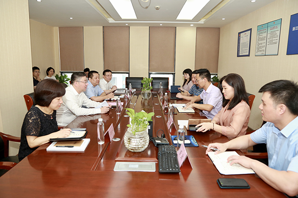 馮晶副書記一行與陳渝陽董事長舉行座談交流會 馮晶副書記一行與陳渝陽董事長舉行座談交流會